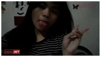 Nagflex ang Bebegirl